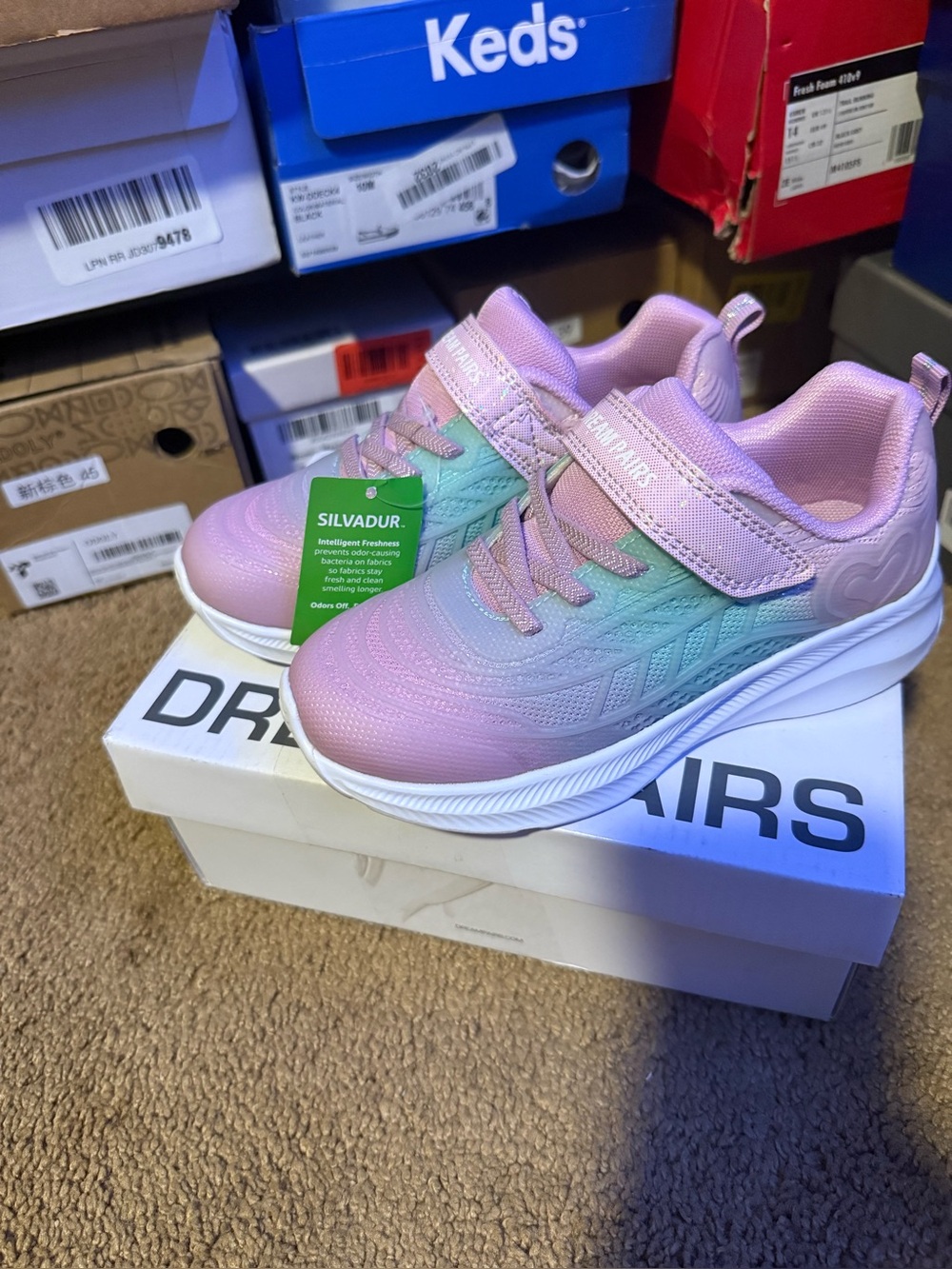 Dream Pairs Kids Pink-to-Mint Gradient Slip-On Sneakers